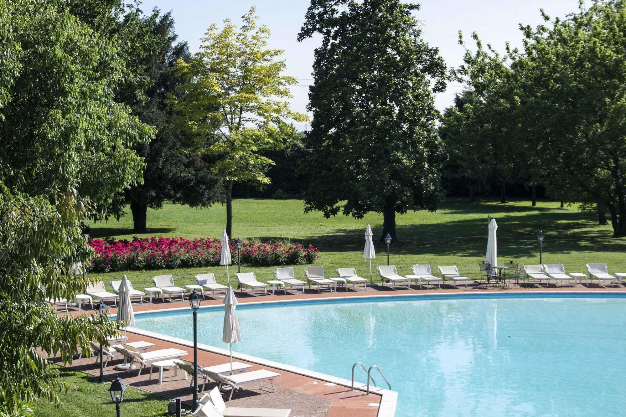 Rodigo Villa Dei Tigli 920 Liberty Resort מראה חיצוני תמונה