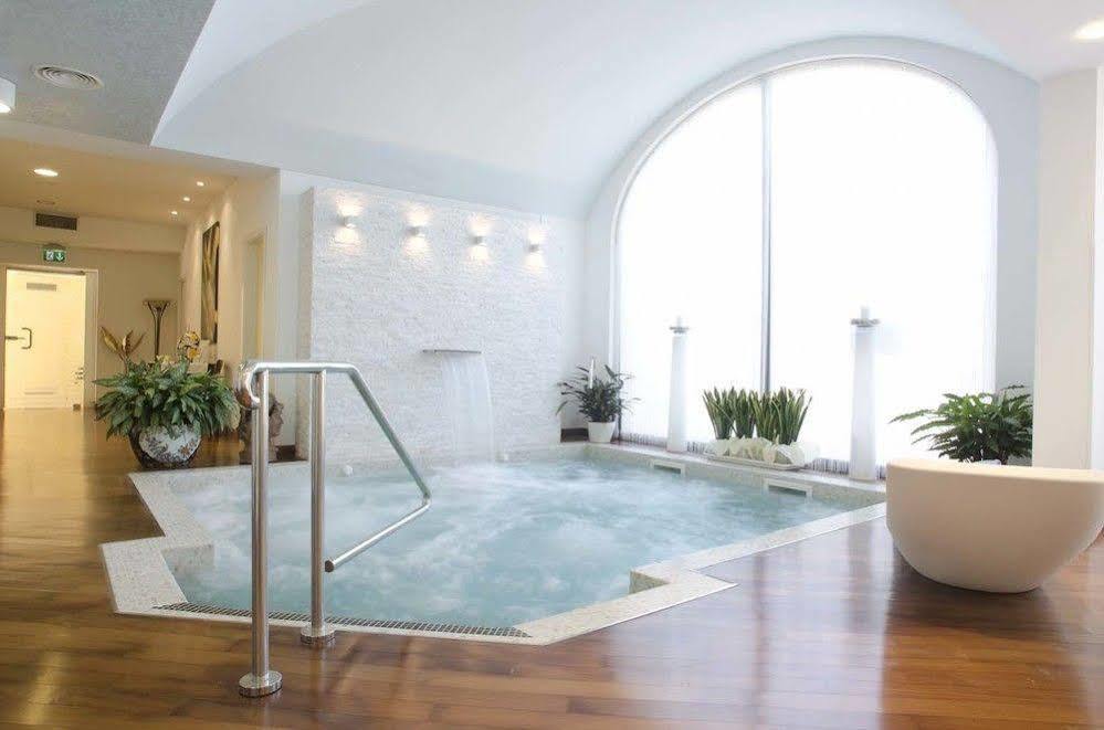 Rodigo Villa Dei Tigli 920 Liberty Resort מראה חיצוני תמונה